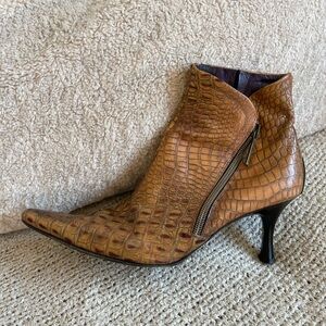 Donald J Plibrt snake skin ankle boot pump